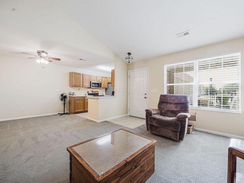 713 Kildow Court, Ashville, OH 43103 Photo 4