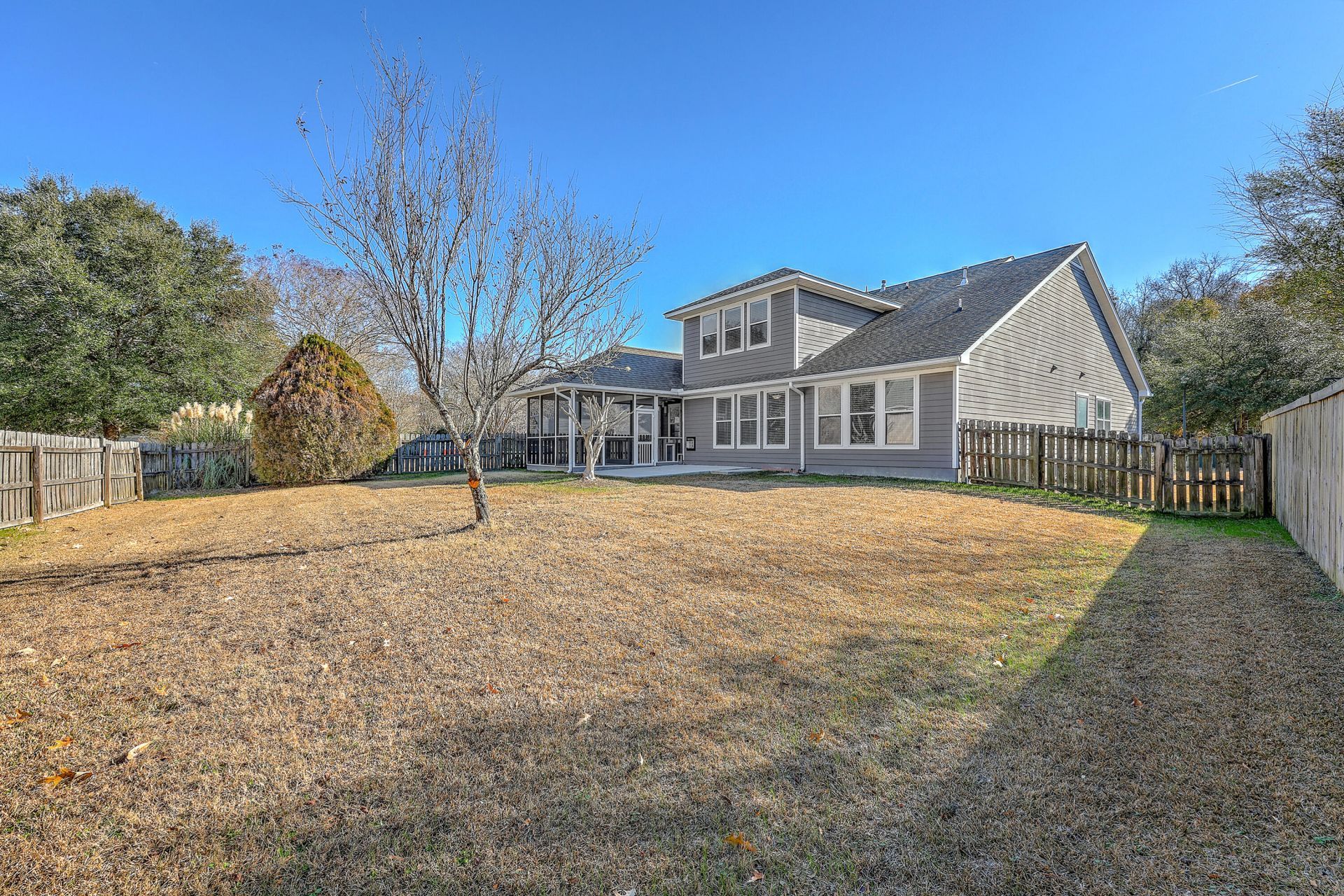 101 Duck Pond Court Photo 32