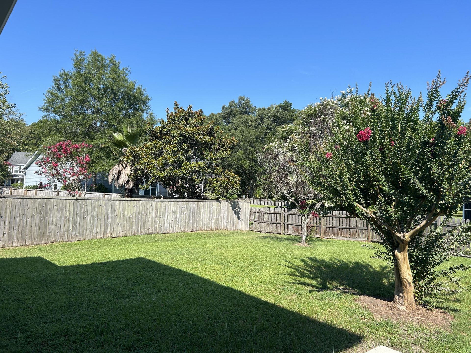 101 Duck Pond Court Photo 8