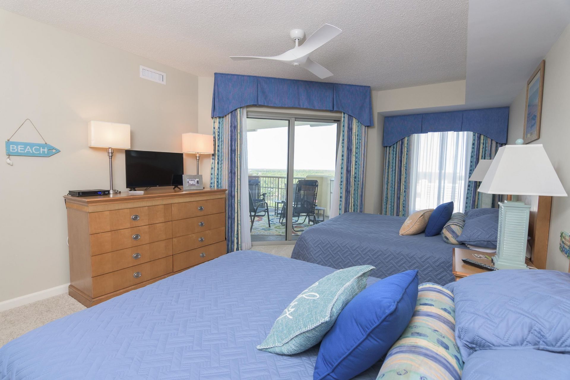 9994 Beach Club Dr.  Photo 32