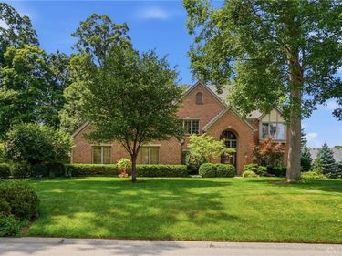 2534 Oakmoor Lane, Miami Township, OH 45459