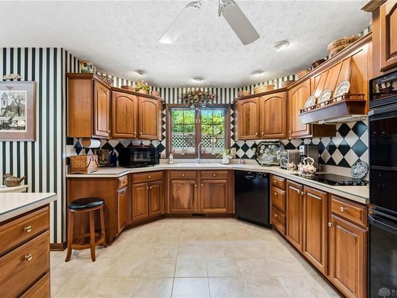 2534 Oakmoor Lane, Miami Township, OH 45459 Photo 21