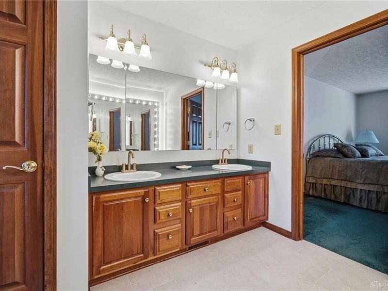 2534 Oakmoor Lane, Miami Township, OH 45459 Photo 52