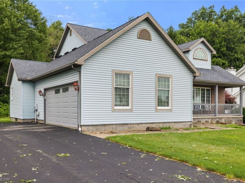 2900 Spring Meadow Circle, Youngstown, OH 44515 Photo 3