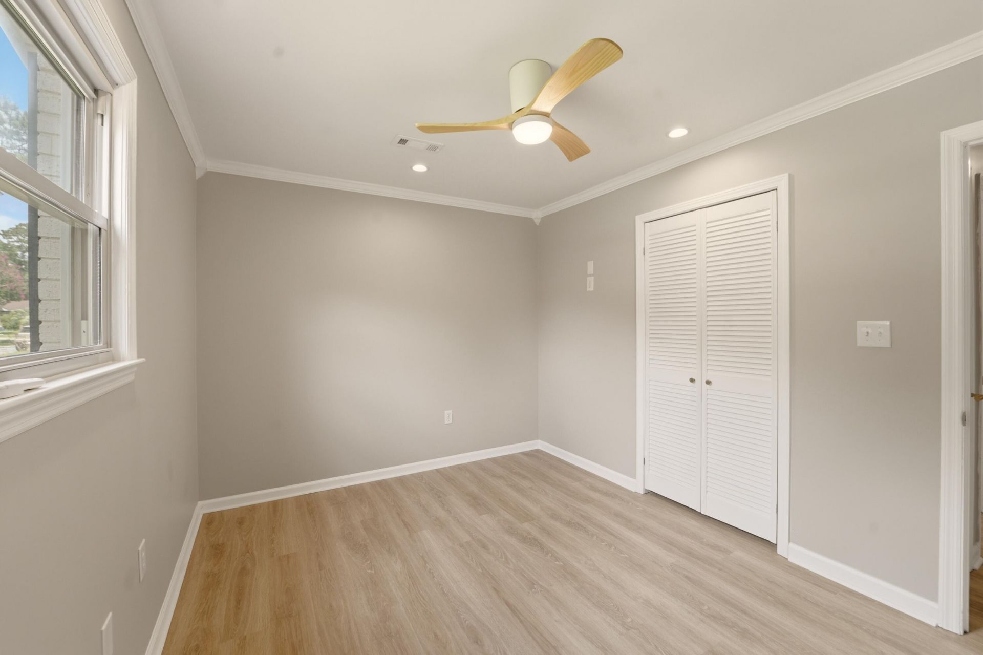 7747 Ovaldale Drive Photo 26