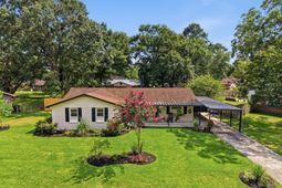 7747 Ovaldale Drive photo 4