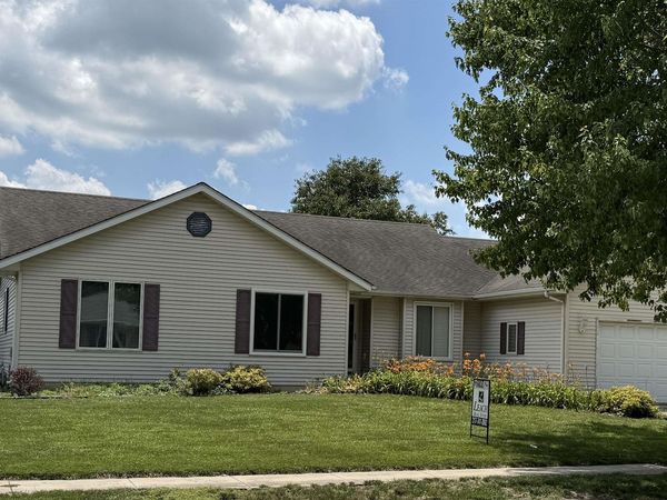 2536 Charlack Avenue, Springfield, IL 62704