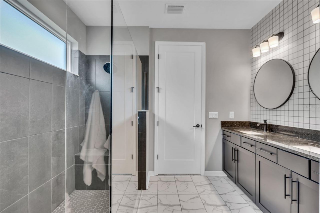 16942 Savory Mist Circle , Bradenton, FL 34211 Photo