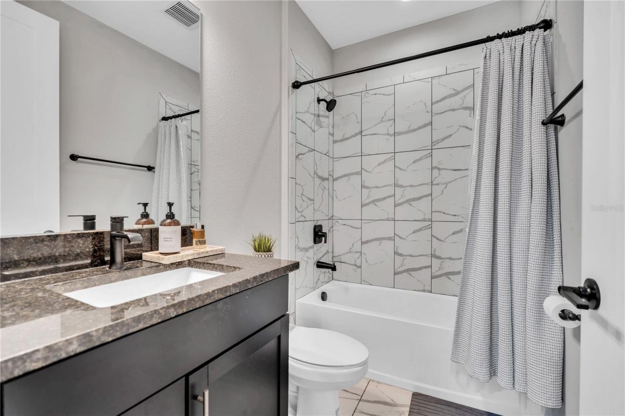 16942 Savory Mist Circle , Bradenton, FL 34211 Photo