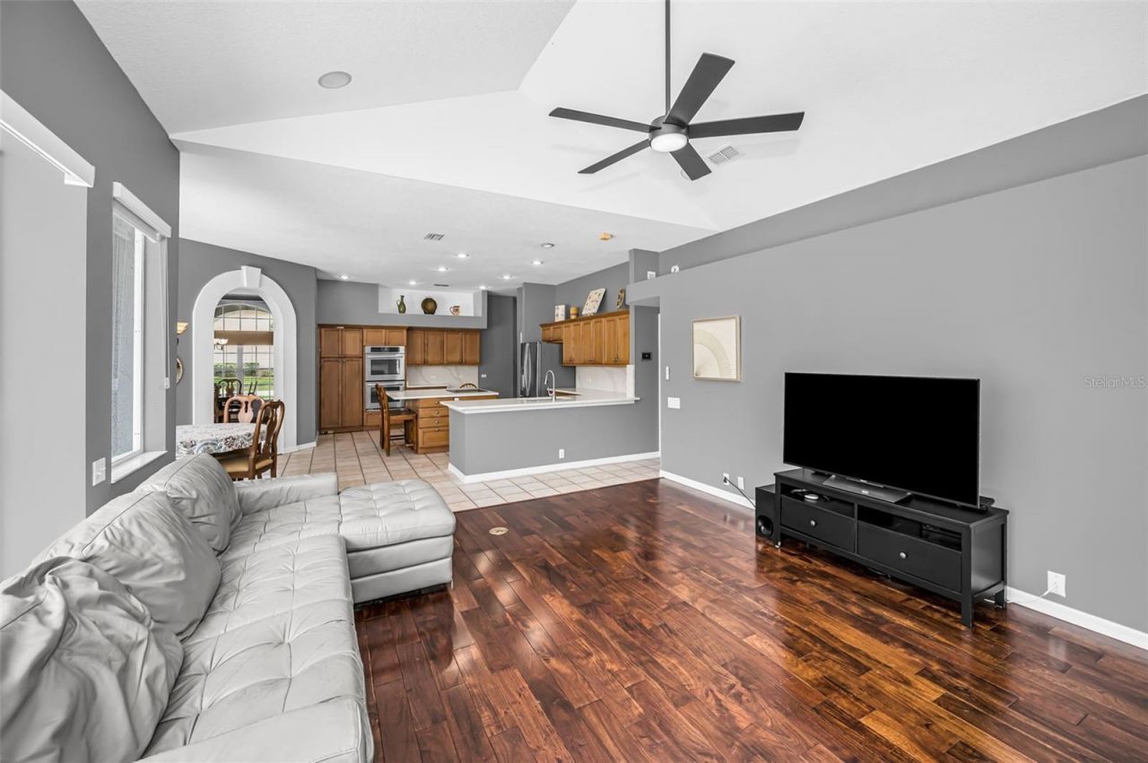 4084 Ligustrum Drive , Palm Harbor, FL 34685 Photo