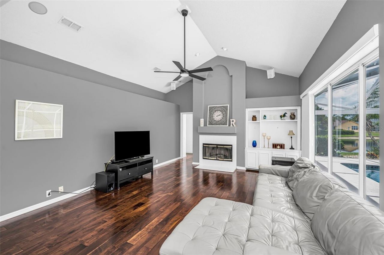 4084 Ligustrum Drive , Palm Harbor, FL 34685 Photo