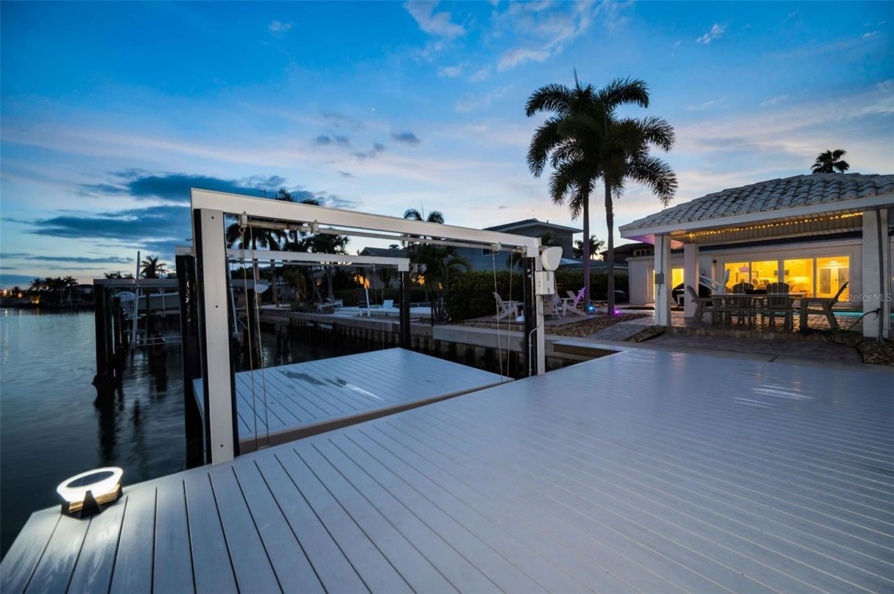 16353 Redington Drive, Redington Beach, FL 33708 Photo
