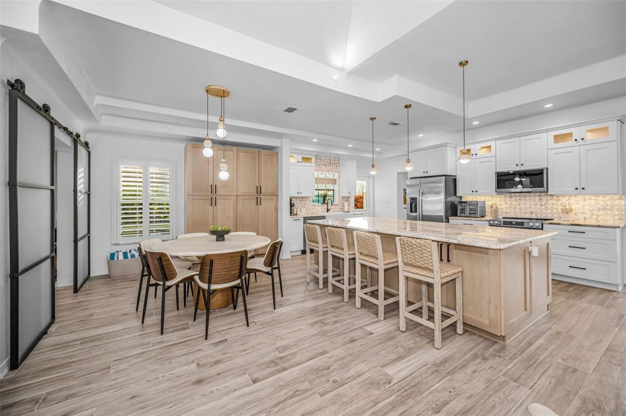 16353 Redington Drive, Redington Beach, FL 33708 Photo