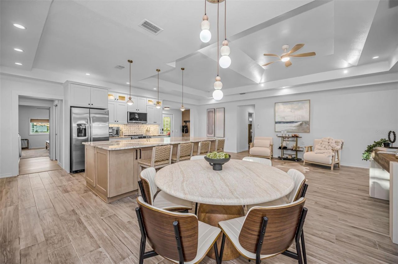 16353 Redington Drive, Redington Beach, FL 33708 Photo