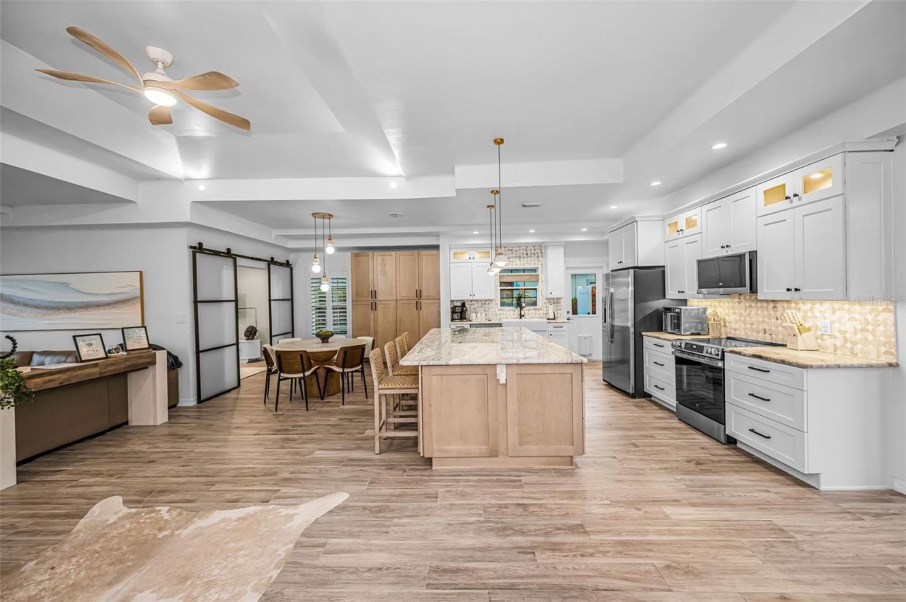 16353 Redington Drive, Redington Beach, FL 33708 Photo