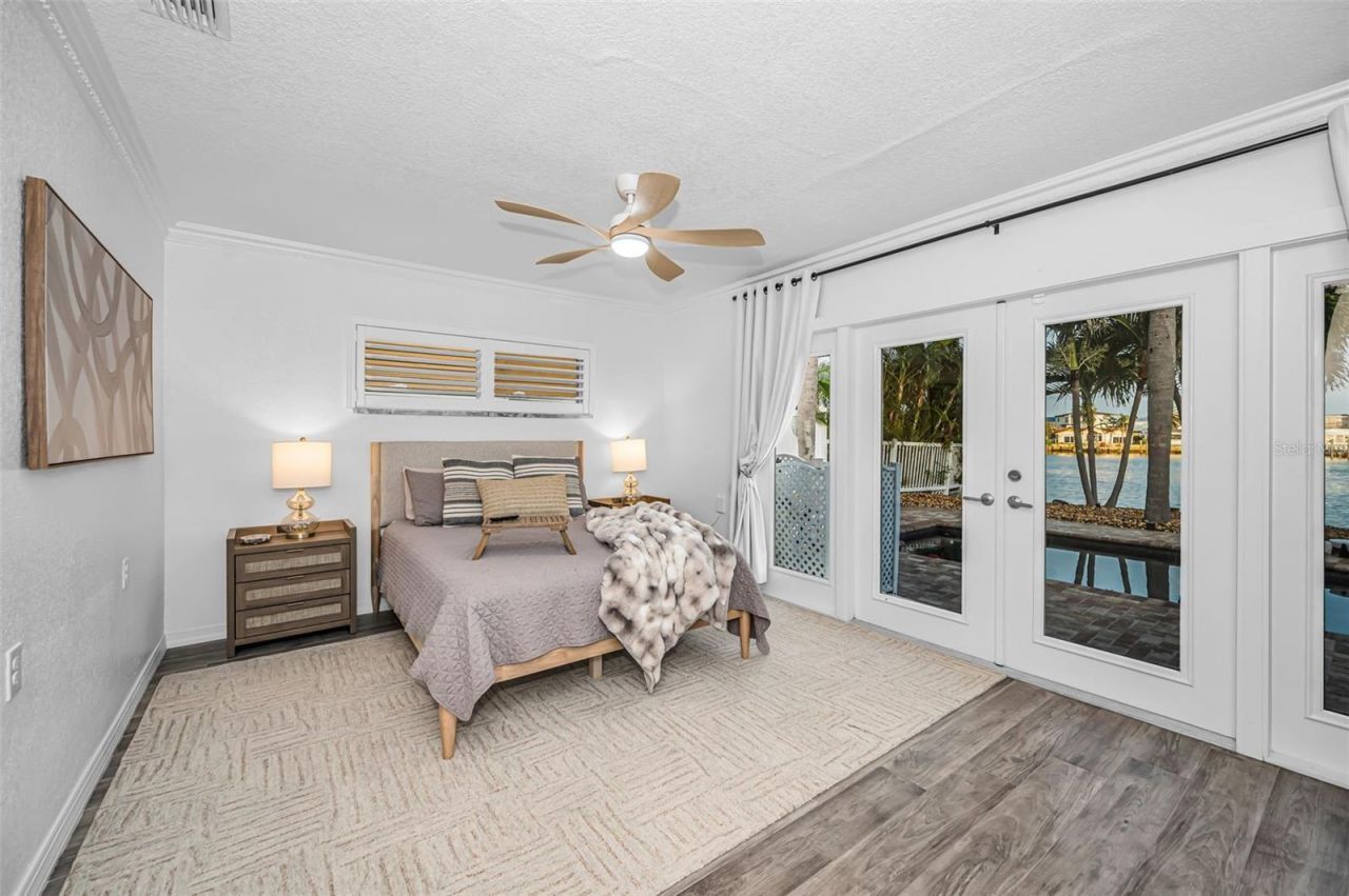 16353 Redington Drive, Redington Beach, FL 33708 Photo