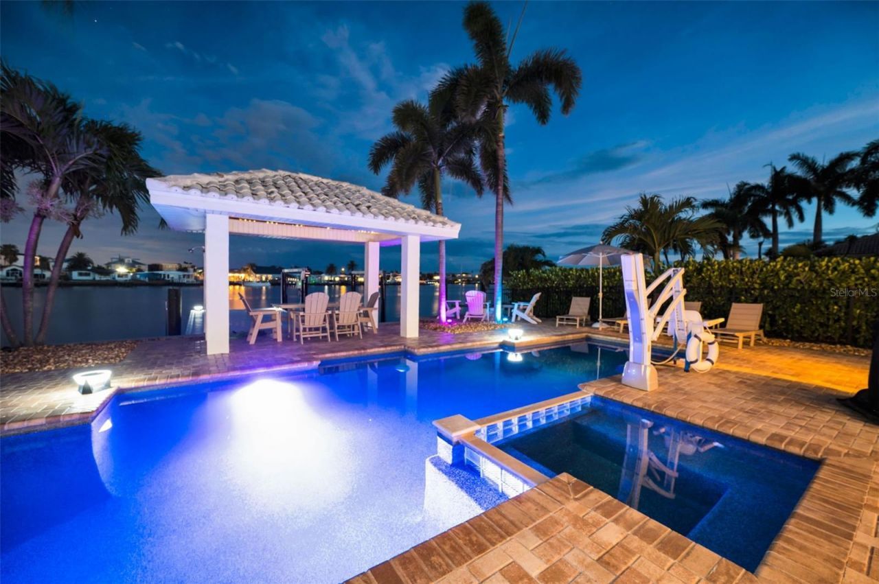 16353 Redington Drive, Redington Beach, FL 33708 Photo