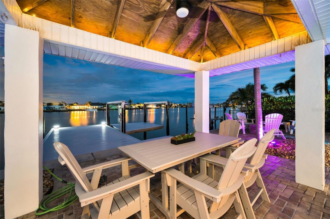 16353 Redington Drive, Redington Beach, FL 33708 Photo