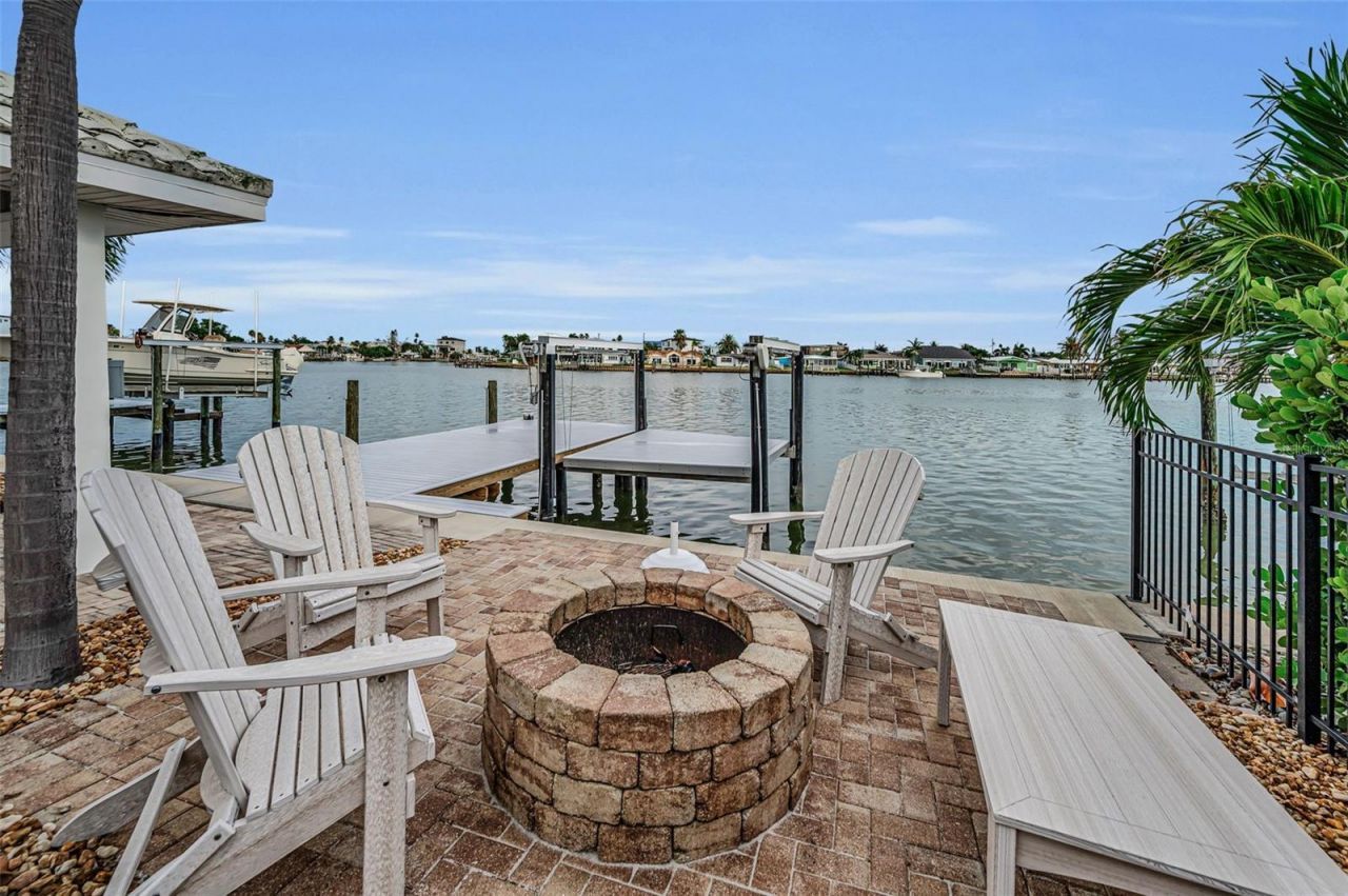 16353 Redington Drive, Redington Beach, FL 33708 Photo