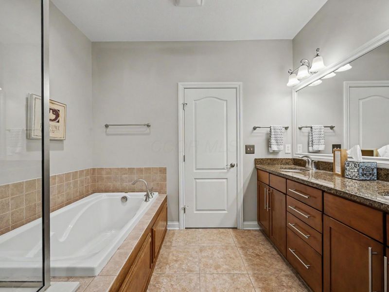 9358 Pratolino Villa Drive, Unit 9358, Dublin, OH 43016 Photo 53