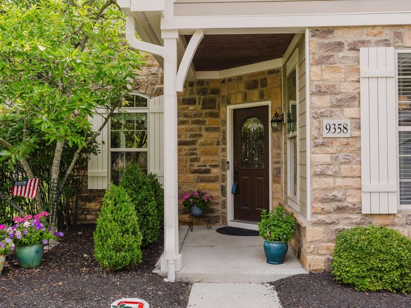9358 Pratolino Villa Drive, Unit 9358, Dublin, OH 43016 Photo 8