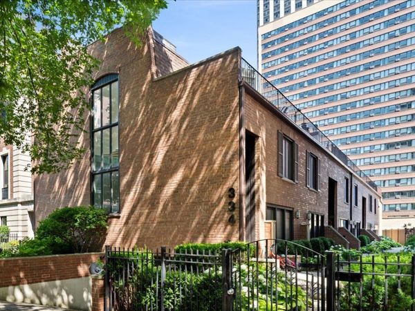 334 W Barry Avenue , Unit B, Chicago, IL 60657