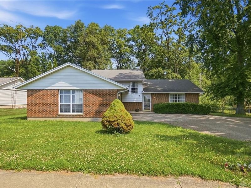 330 E Main Street, South Vienna, OH 45369 Photo 2