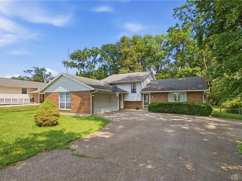 330 E Main Street, South Vienna, OH 45369 Photo 3