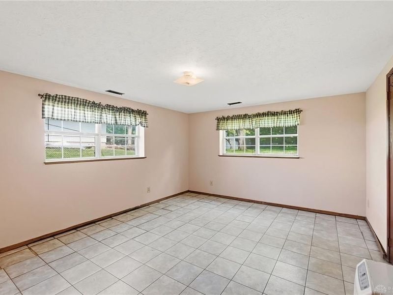 330 E Main Street, South Vienna, OH 45369 Photo 37