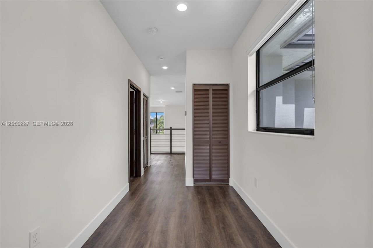 15455 NW 88th Ct , Miami Lakes, FL 33018 Photo