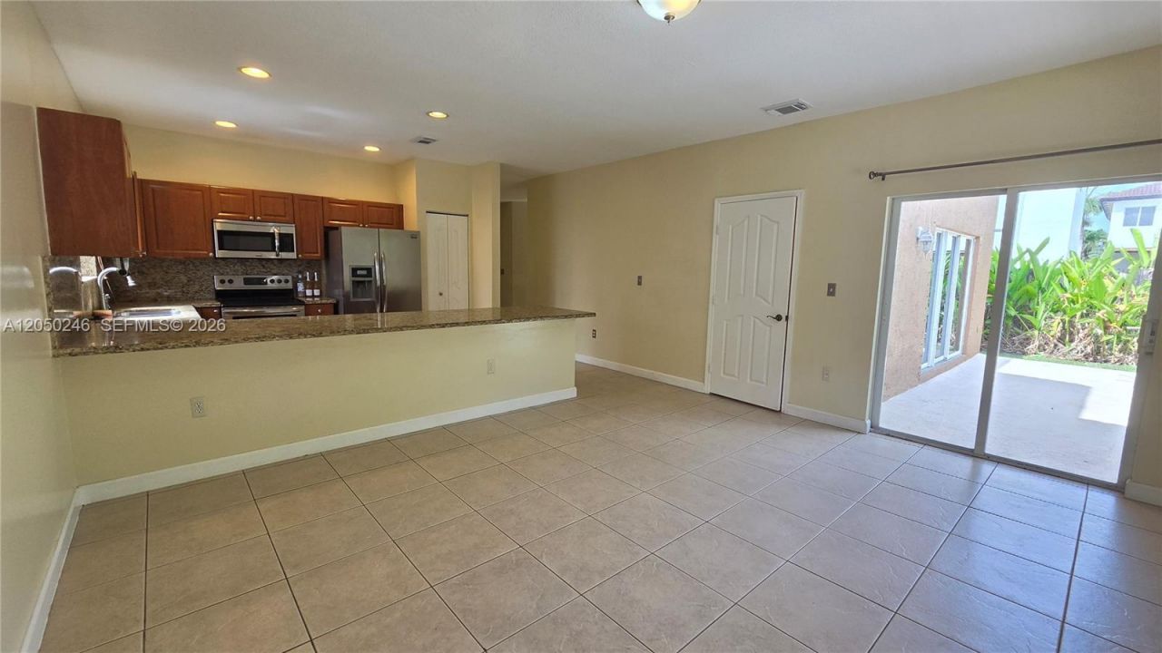 15743 SW 145th Ter , Miami, FL 33196 Photo