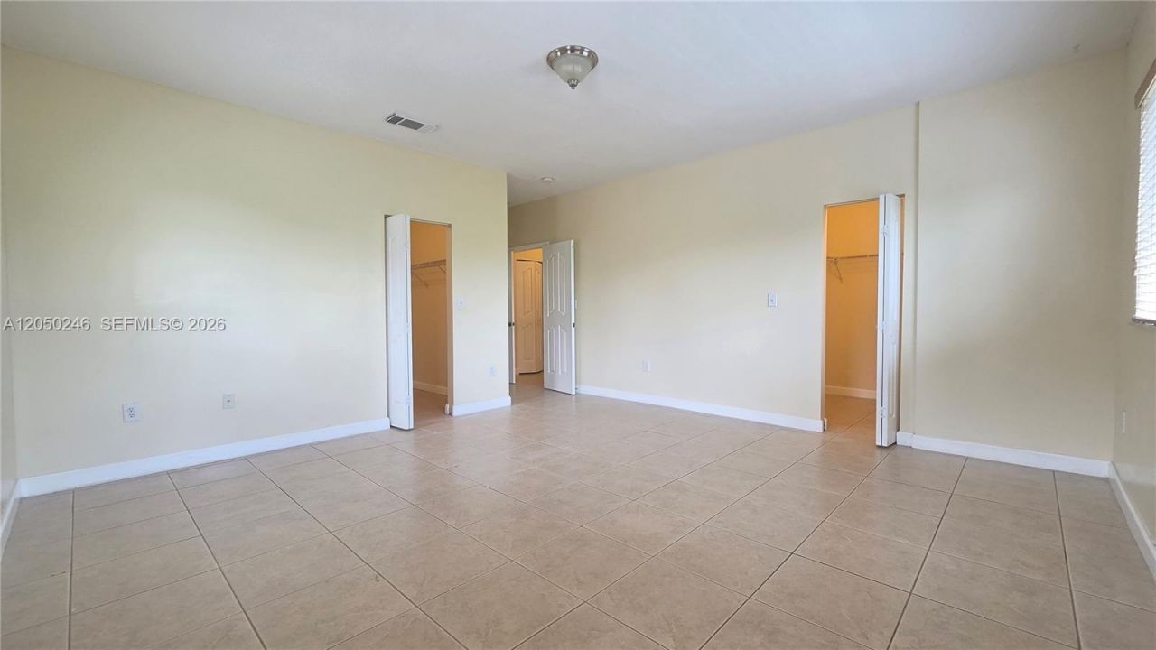 15743 SW 145th Ter , Miami, FL 33196 Photo