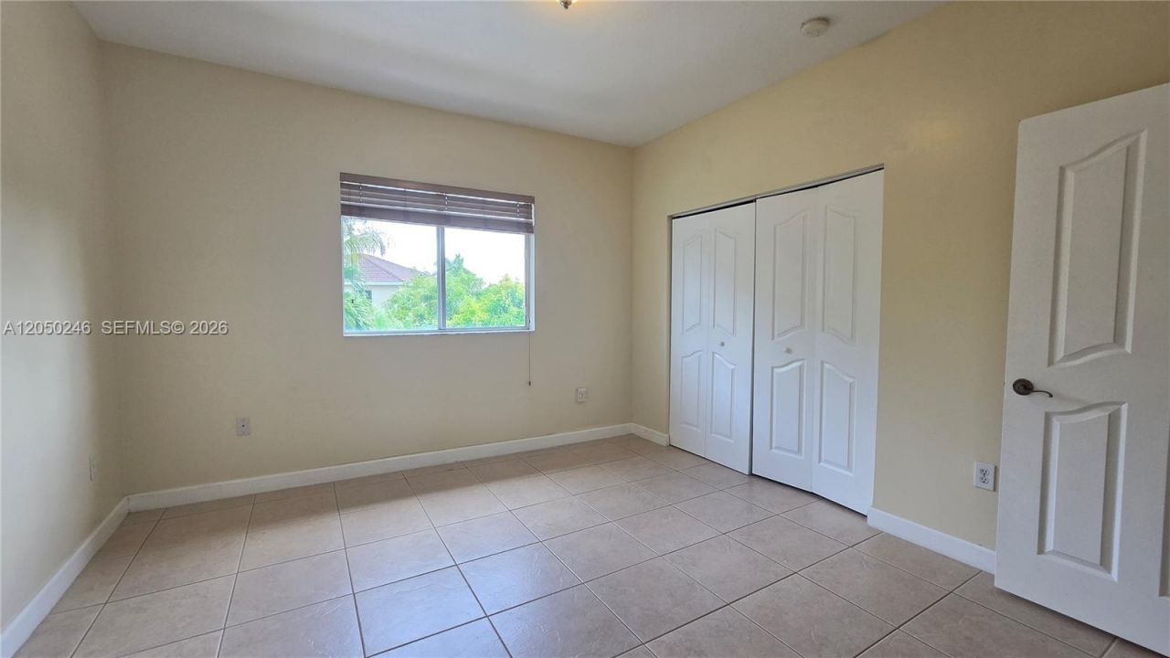 15743 SW 145th Ter , Miami, FL 33196 Photo