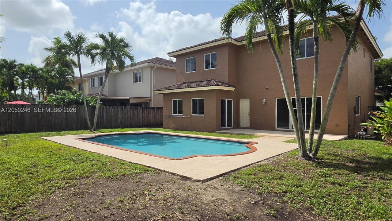 15743 SW 145th Ter , Miami, FL 33196 Photo
