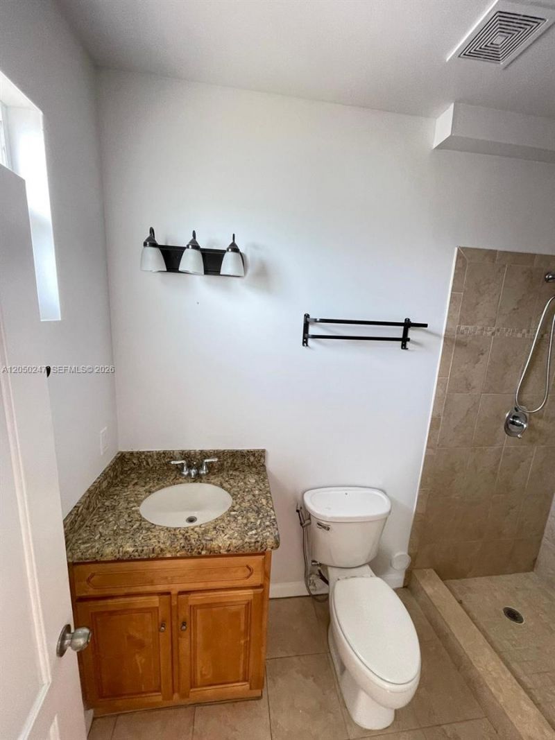 2307 Washington St, Unit 4, Hollywood, FL 33020 Photo