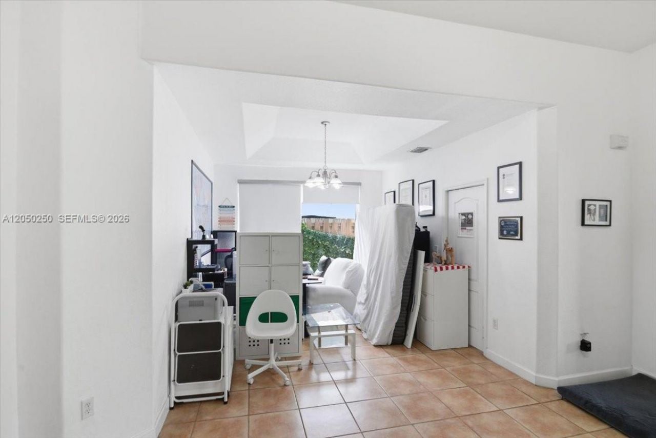 14623 SW 11th St , Miami, FL 33184 Photo