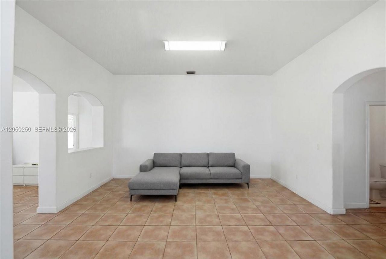 14623 SW 11th St , Miami, FL 33184 Photo