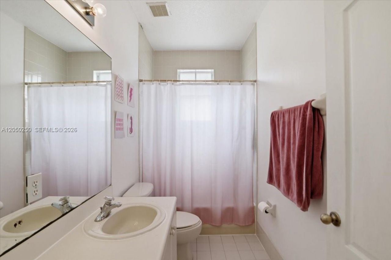 14623 SW 11th St , Miami, FL 33184 Photo