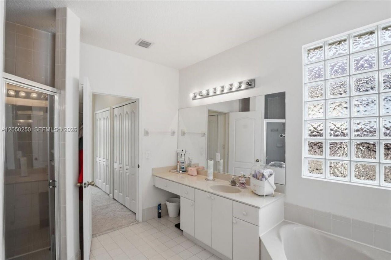 14623 SW 11th St , Miami, FL 33184 Photo