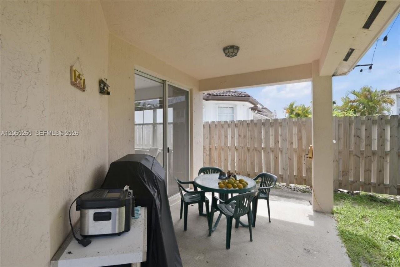 14623 SW 11th St , Miami, FL 33184 Photo