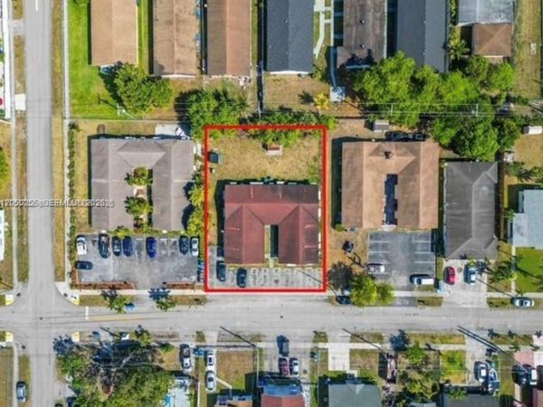4141 SW 20th St , Unit 1-5, West Park, FL 33023