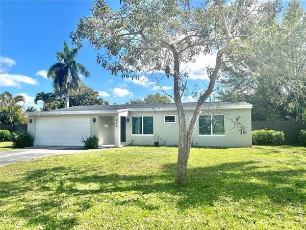 416 Bayberry Dr , Plantation, FL 33317
