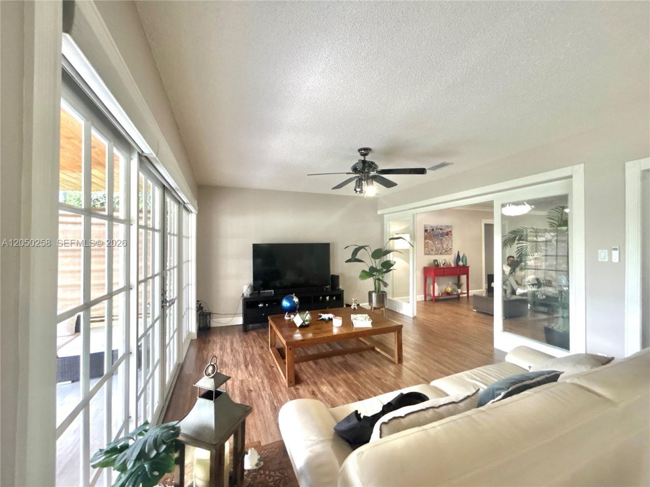 416 Bayberry Dr , Plantation, FL 33317 Photo