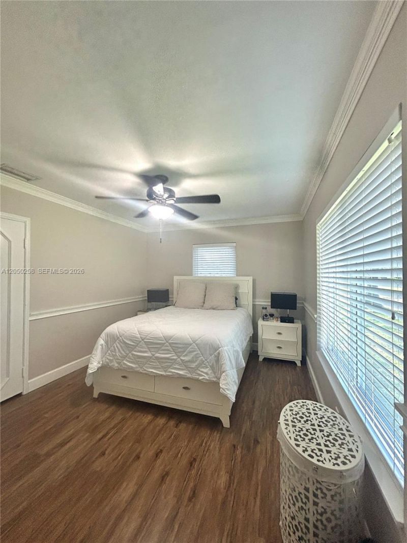 416 Bayberry Dr , Plantation, FL 33317 Photo