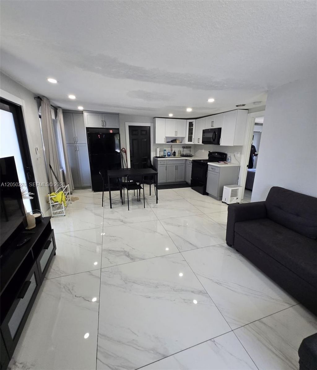 1281 NE 110th St, Unit 1281, Miami, FL 33161 Photo
