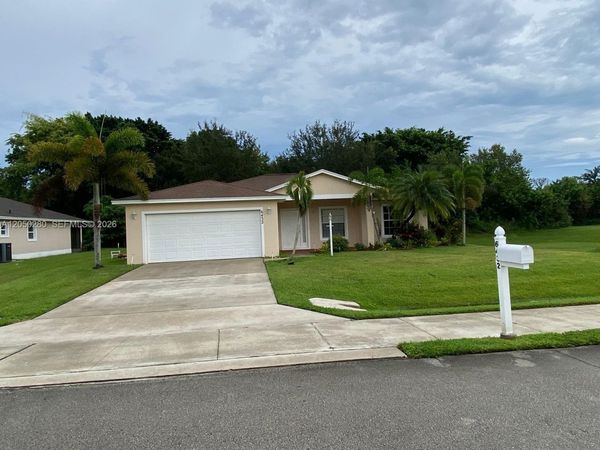6432 Las Palmas Way , Port St. Lucie, FL 34952