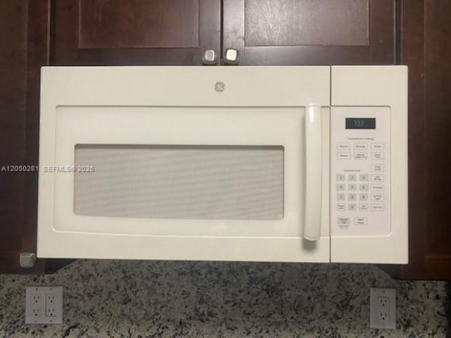 2390 W 74th St , Unit 202, Hialeah, FL 33016 Photo