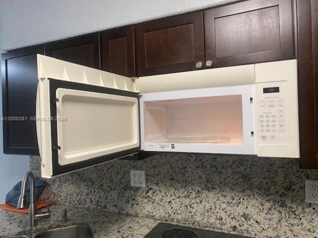 2390 W 74th St , Unit 202, Hialeah, FL 33016 Photo