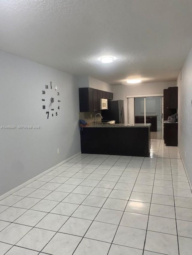 2390 W 74th St , Unit 202, Hialeah, FL 33016 Photo