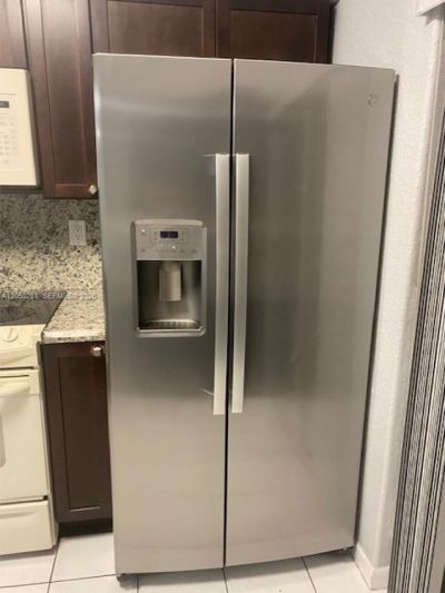 2390 W 74th St , Unit 202, Hialeah, FL 33016 Photo